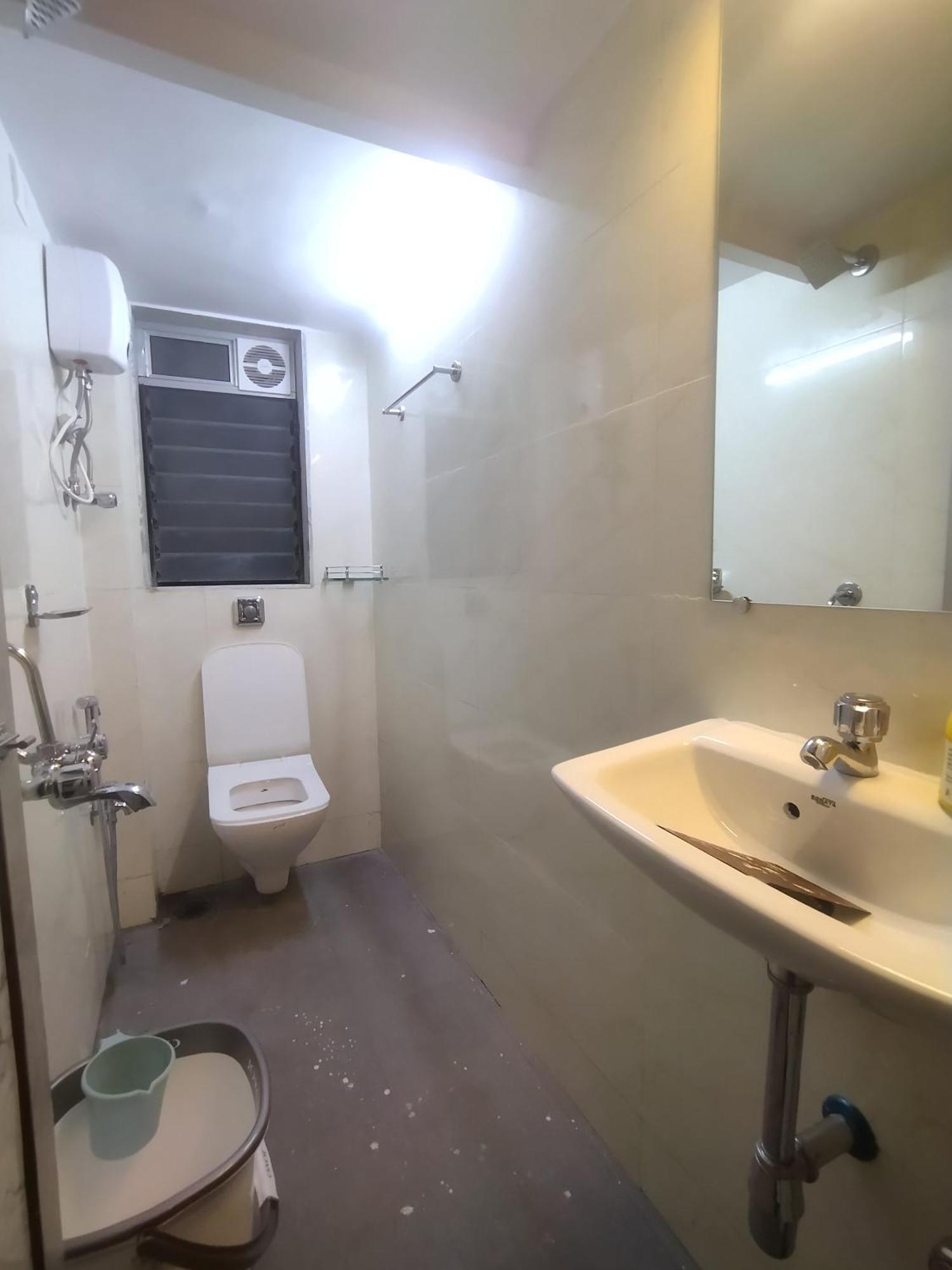 Everest Stays Rooms And Dormitory Mumbai Ngoại thất bức ảnh